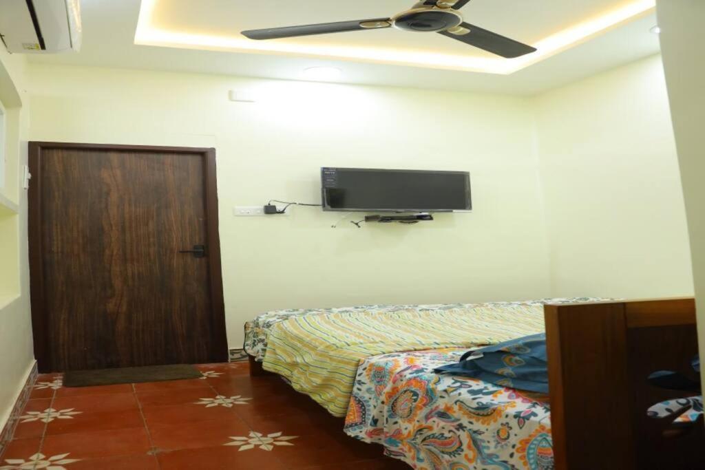 Heritage Home With 2 Bed/2 Bath With Kitchen In A Residential Neighborhood. Madurai Exteriör bild